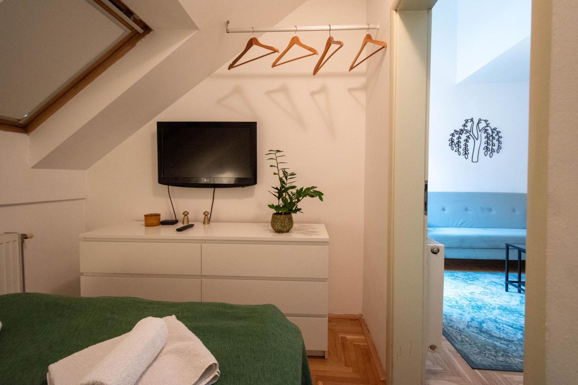 Spacious 1-Bedroom Apartment Novi Sad Luaran gambar